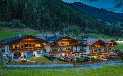 Hotel Martinshof S - St. Johann - Valle Aurina