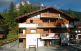Apartmánový dům De Carli, Apartmánový dům Casa Ciprian Apartmánový dům Casa Ciprian
