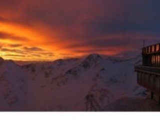 Glacier Hotel Grawand