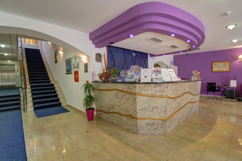 Hotel Komodor