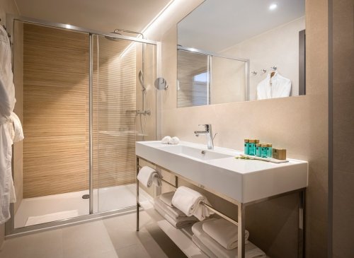 Aminess Khalani Hotel