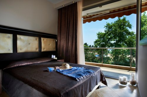 You Hotel Apartments