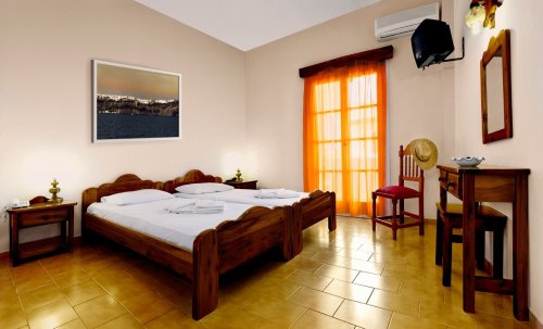Dolphins Apartments