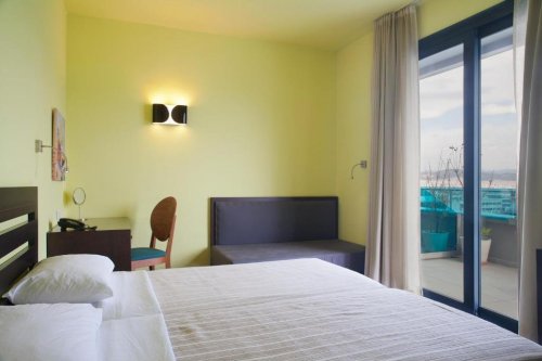 Hotel Athens Center Square