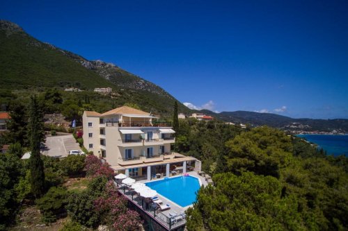 Aliki Hotel