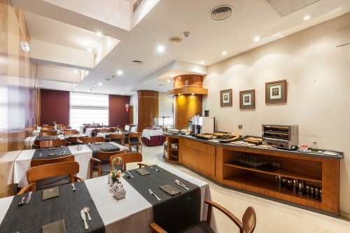 Hotel Catalonia Excelsior