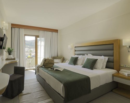 La Piscine Art Hotel