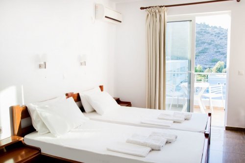 Diakonis Hotel