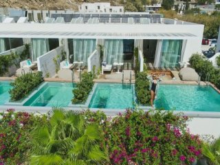 Mykonos Dove Beach Hotel