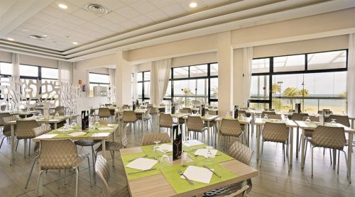 Hotel Puente Real