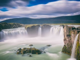 Island - ledovce, vodopády a termály Island - ledovce, vodopády a termály