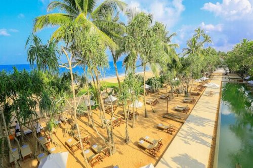 PANDANUS BEACH RESORT AND SPA 4