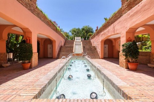 Playacalida SPA