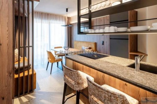 Residence Corones Suites SKI