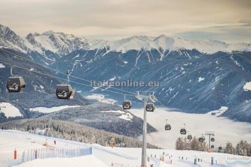 Residence Corones Suites SKI