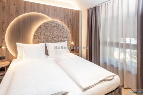 Residence Corones Suites SKI