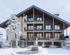 Residence Corones Suites SKI