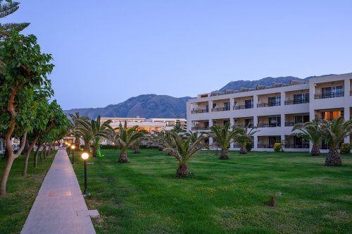 Hotel Vantaris Garden