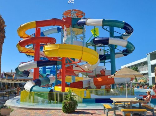Hotel Eri Beach