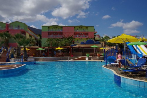 Hotel Eri Beach