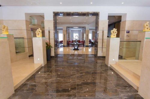 Maritim Antonine Hotel