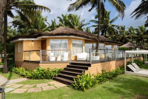 Planet Hollywood Beach Resort 5, Utorda, Goa