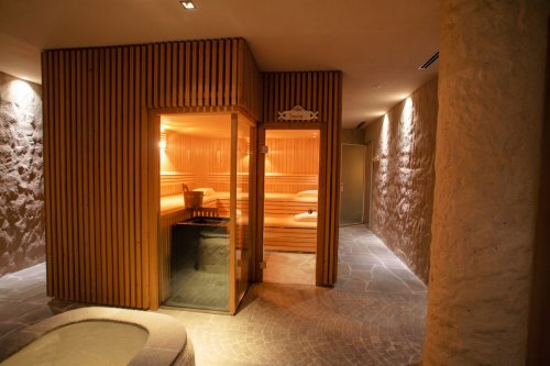 Aparthotel Adler
