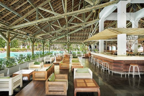 The Ravenala Attitude Hotel