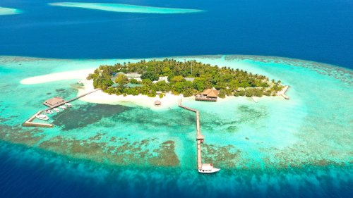 Eriyadu Island Resort