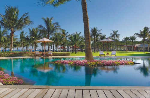 Al Bustan Palace Ritz Carlton Hotel
