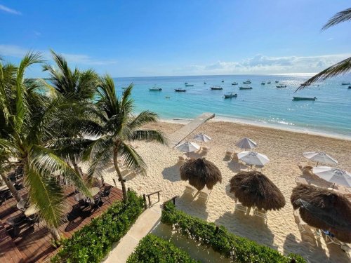 The Reef Coco Beach