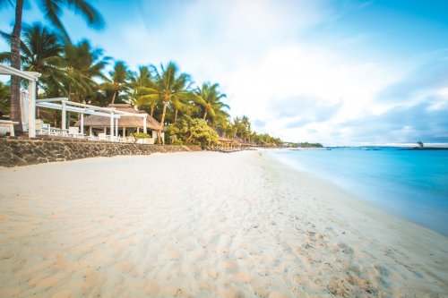 Constance Belle Mare Plage Hotel