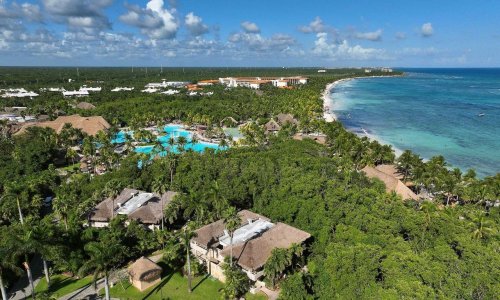 Grand Palladium Colonial Resort & Spa