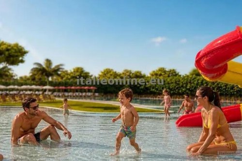 Delta Open Air Resort
