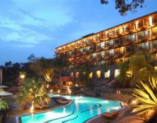 EARL'S REGENCY 5
