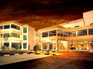 RAMADA KATUNAYAKE HOTEL 4  