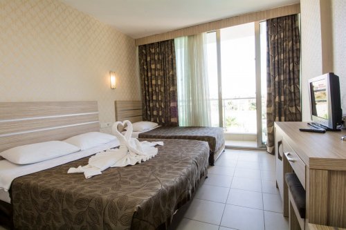 Lowe Hotel