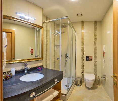 Aprilis Gold Hotel