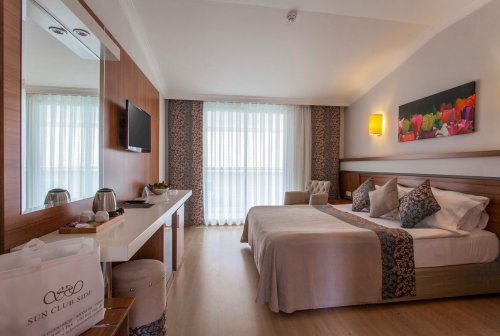 Hotel Sun Club Side