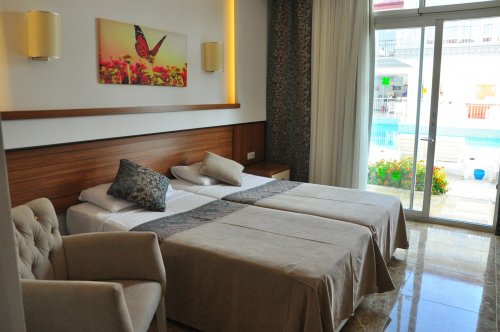 Hotel Sun Club Side