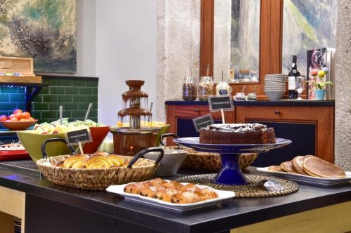 The Editory House Ribeira Porto Hotel