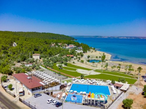 Hotel Ramada by Wyndham Akbuk