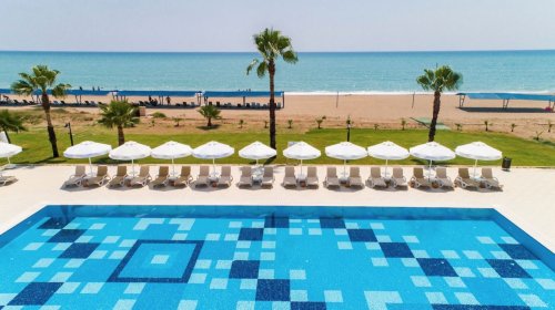 Hotel Crystal Boutique Beach Resort