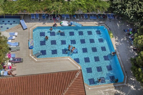 Hotel Trendy Side Beach