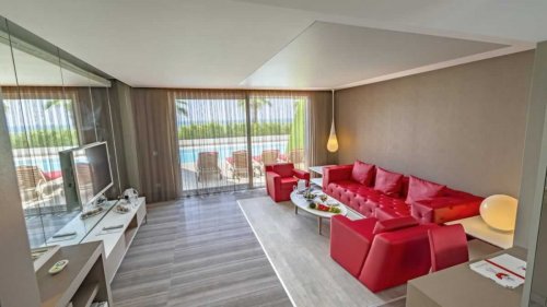 Hotel Adam & Eve