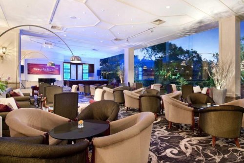 HILTON COLOMBO 5