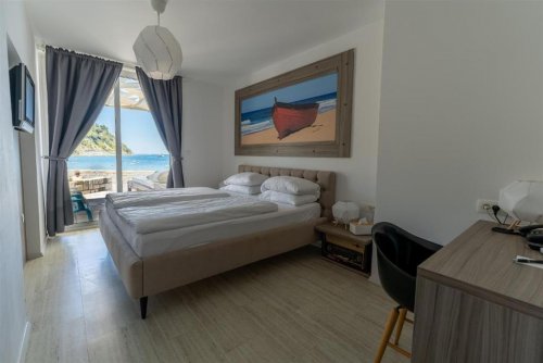Barbara Piran Beach Hotel