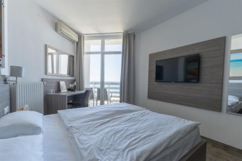 Barbara Piran Beach Hotel