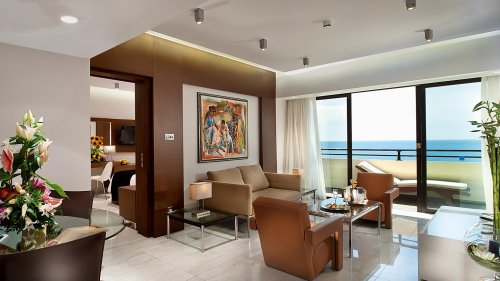 Amathus Beach