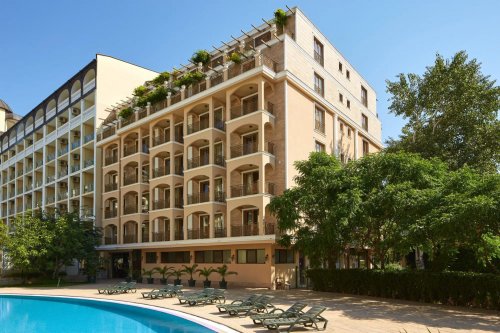 Hotel Mena Palace